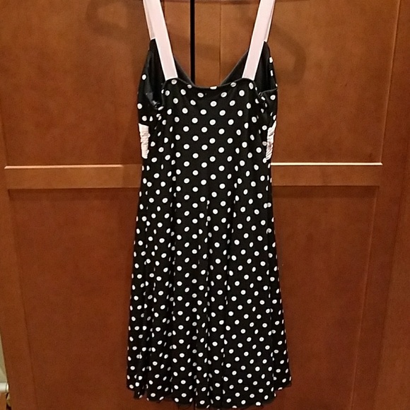 Cute Dress! Black w/Pink Polka Dots - Picture 2 of 6
